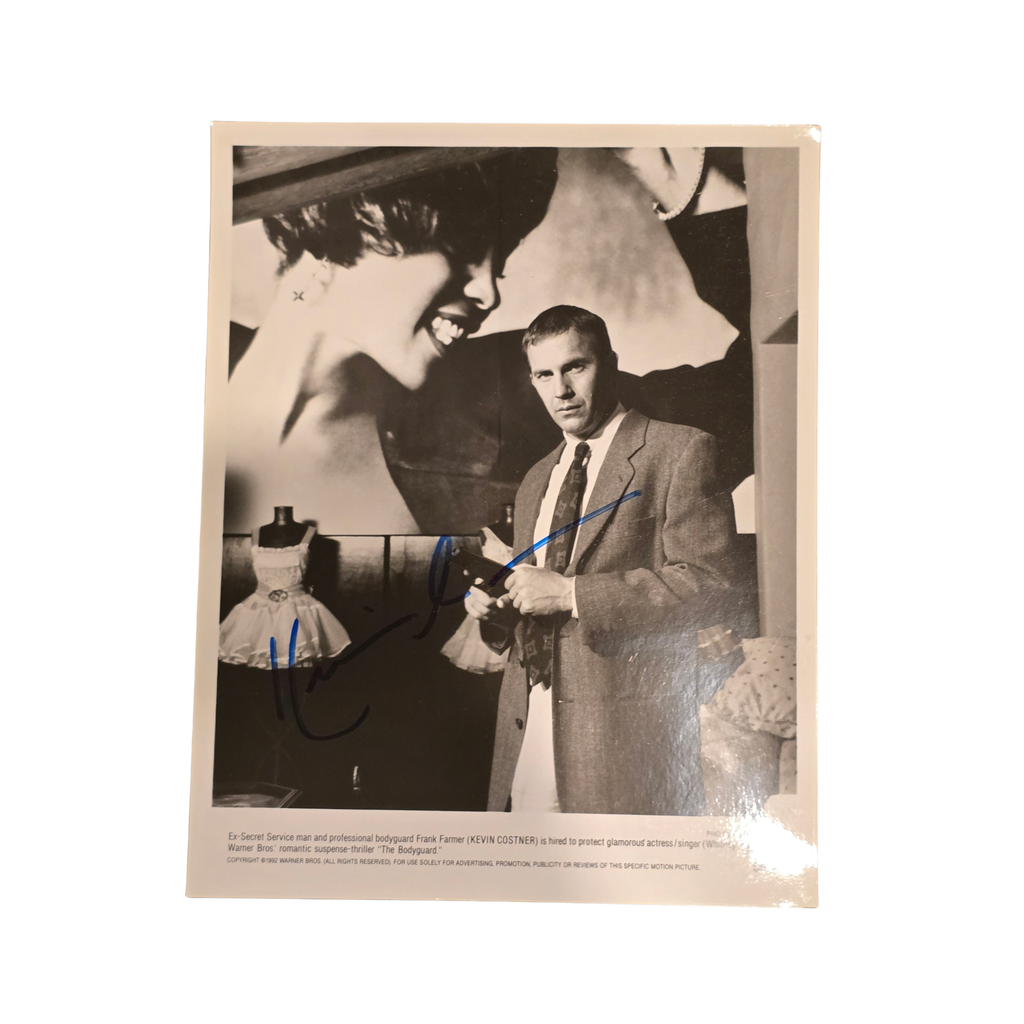 Kevin Costner - The Bodyguard 1992 - signed press photo