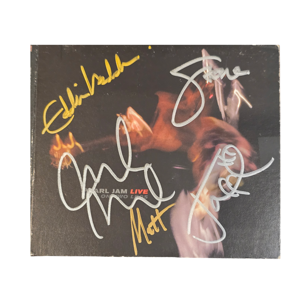 Pearl Jam  -  Live on two feet -  signed cd by 5 band members