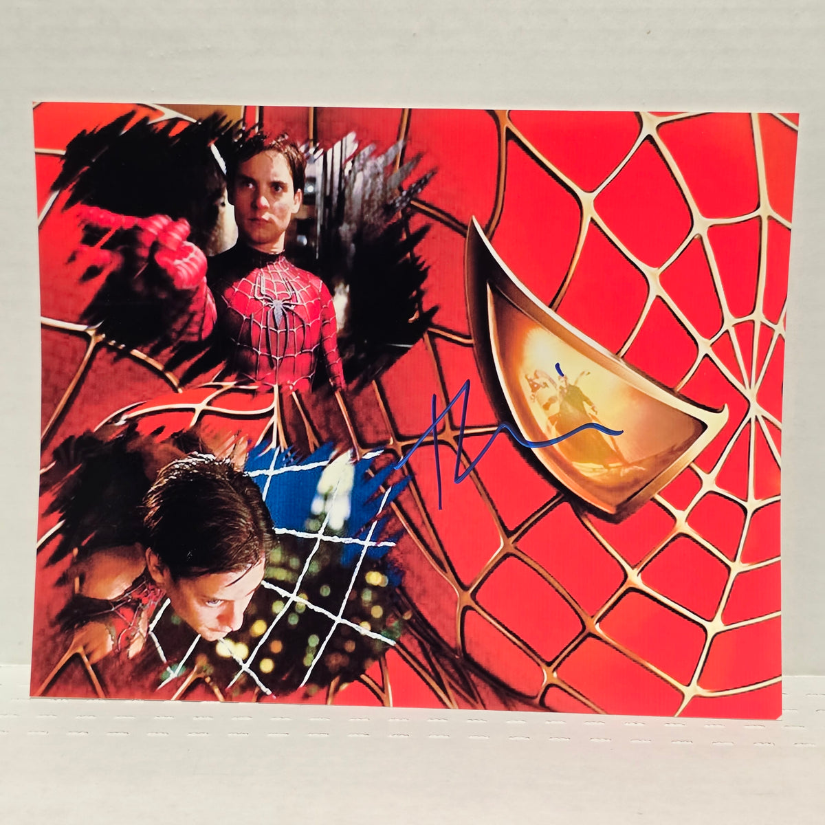 Tobey Maguire - Spiderman -  Signed 8x10 photo