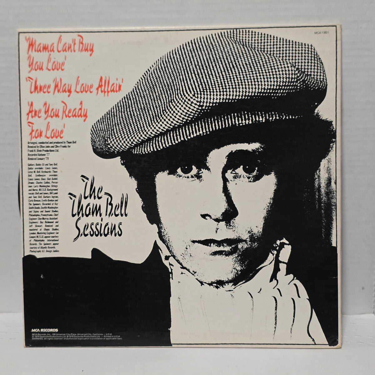 Elton John -  Mama Can't buy you love - signed lp