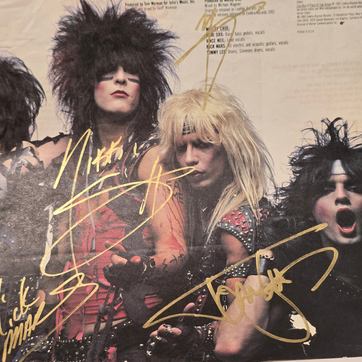 Motley Crue - Helter Skelter - signed insert sleeve by 4 band members